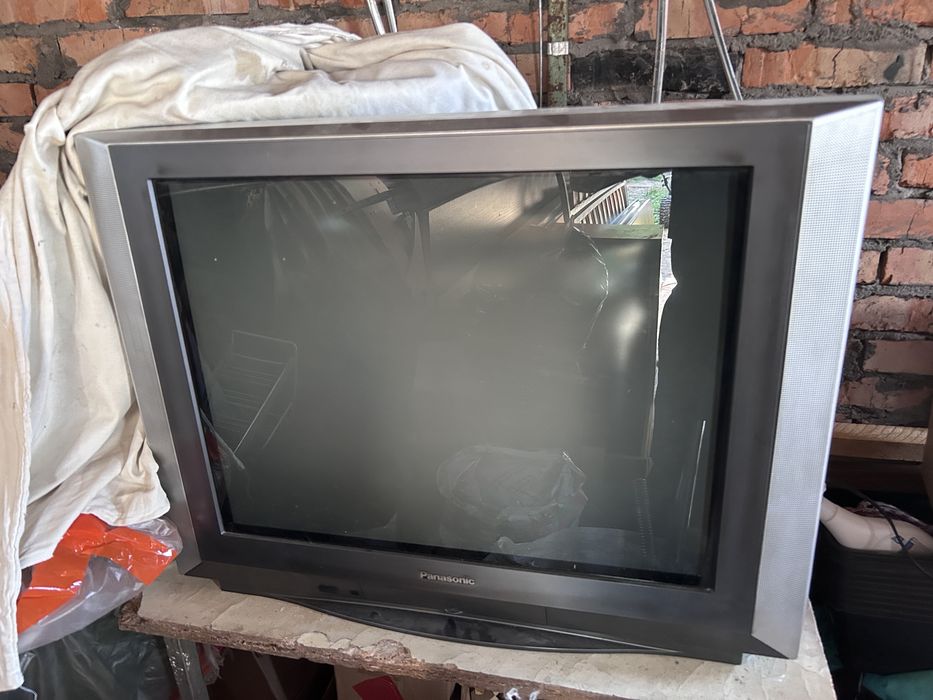 Продам телевизор