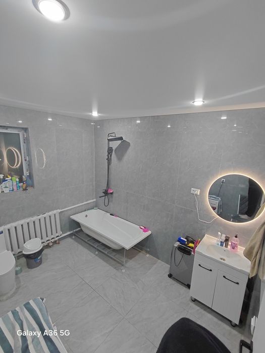 Продам дом . Уй сатамын