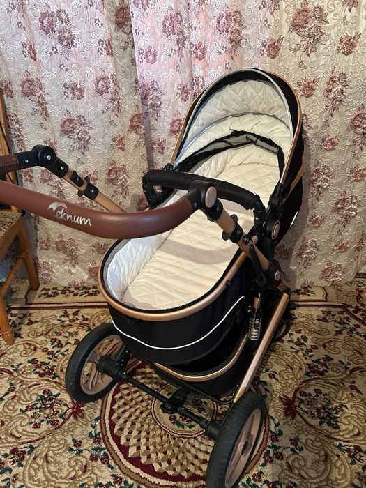 Коляска в хорошем состояние