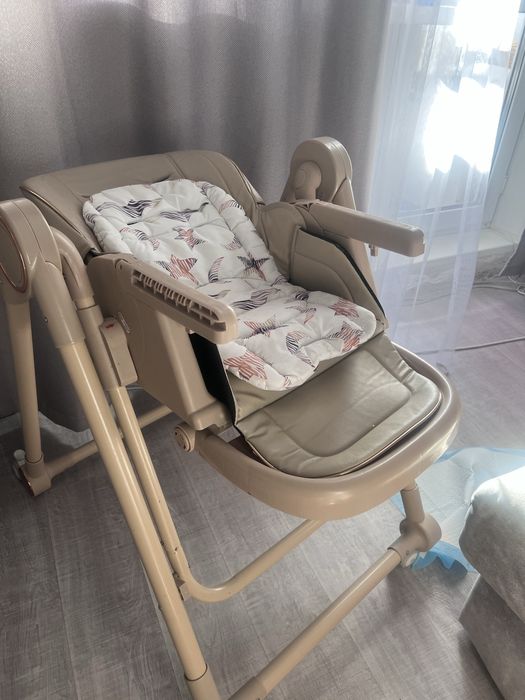 Продам детский студьчик для кормления