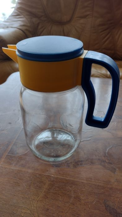 Кани  и термоси от стъкло