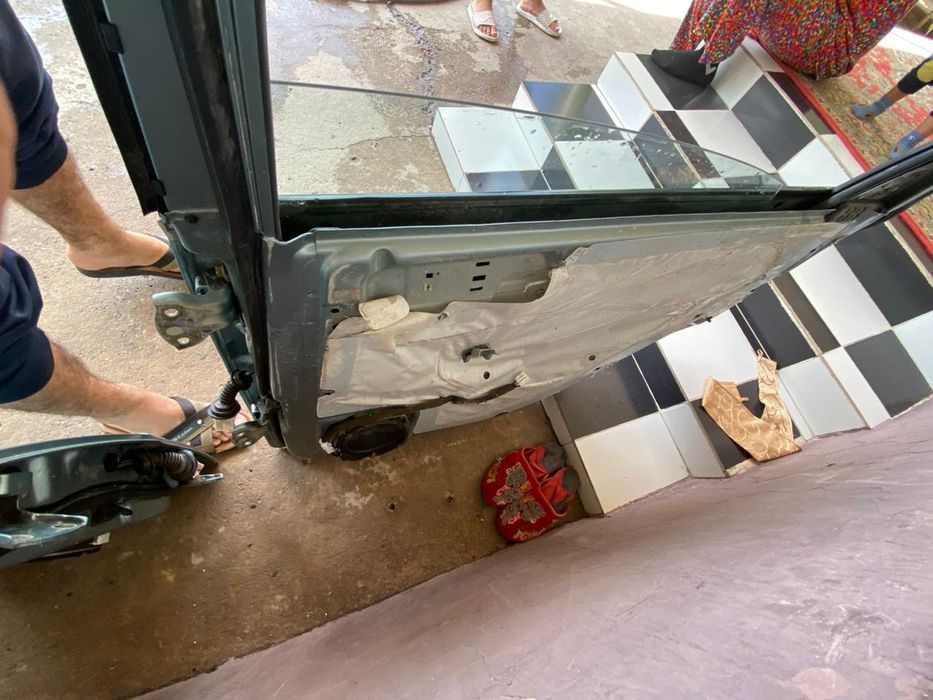 Ласстие двер оргинал