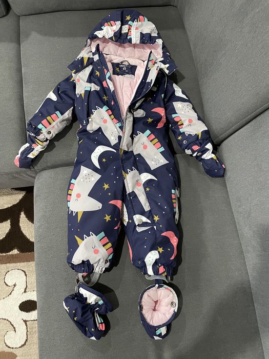 Продам комбинезоны детские