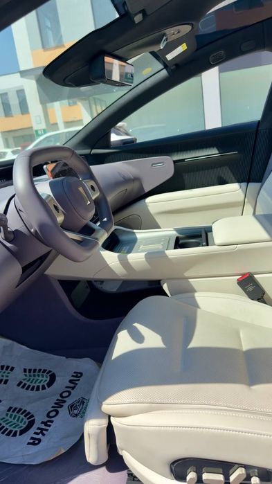 Avatr 12 Master Full 2025 — Yangi, 4WD, 546 ot kuchi, 94 kWh, 705km