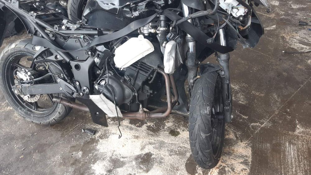 Кавазаки/Kawasaki  Zx6r, Ninja 636,Zx9R,Zxr250)-на части