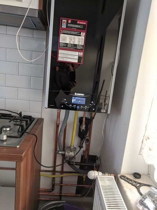 Instalati termice SERVICII CAROTARE