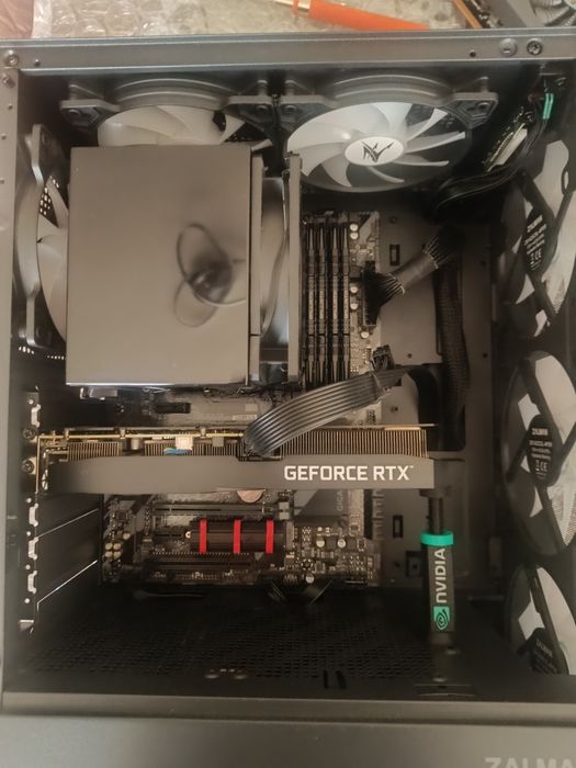 Геймърски компютър i9-9900KF