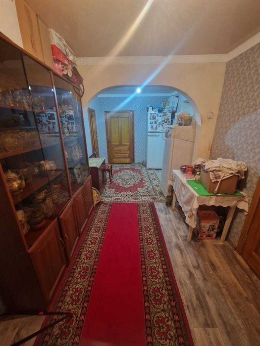 На продажу выставлен отличный,  в районе Сазда