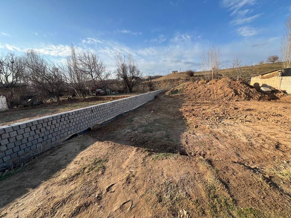 Yer uchaska  Qibray krupski shafof mahalla