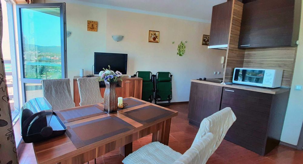 Дава се под наем Двустаен апартамент в к.к. Слънчев бряг - 55 кв.м за 340 € - Снимка #8