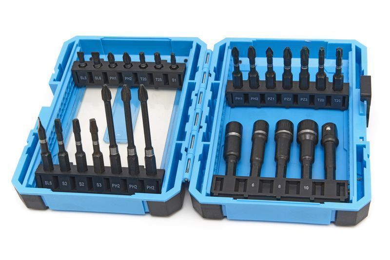 Комплект битове и накрайници за отвертки hbm 26 части
