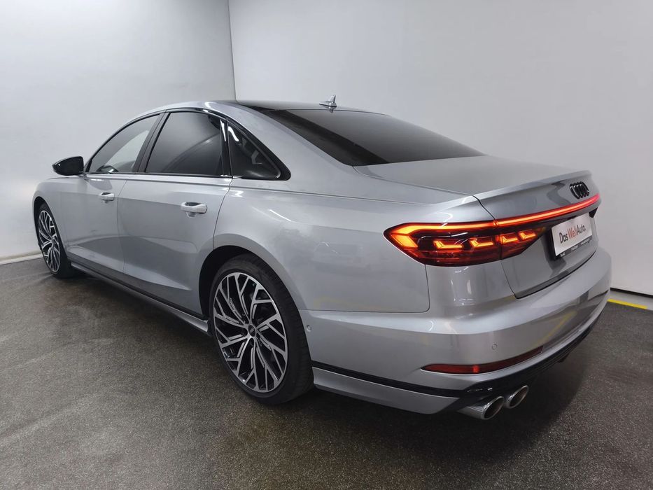 AUDI S8 2020 — imagine 3