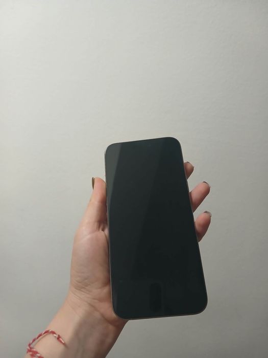 Iphone 15 pro max E sim