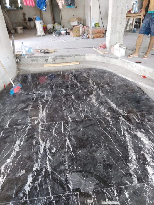 Montaj marmura și Mozaic șlefuire chituire și lustruire