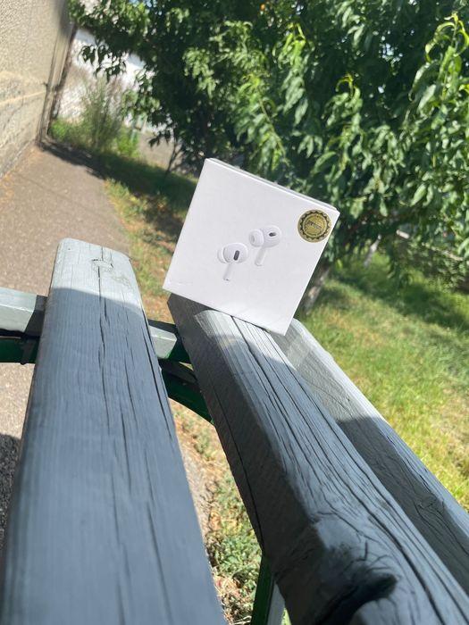 Наушники AirPods Pro