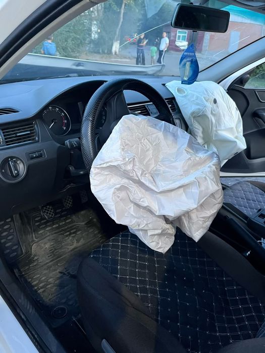 Шкода Рапид в аварийном состоянии