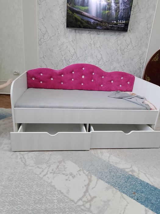 Кровать детская.