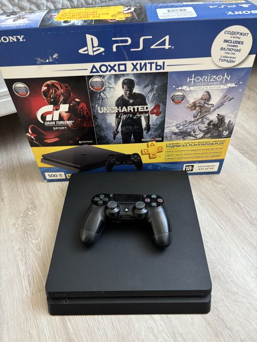 PlayStation 4 slim PS 4