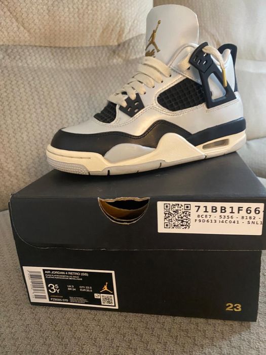 Adidasi baiat AIR JORDAN 4 RETRO