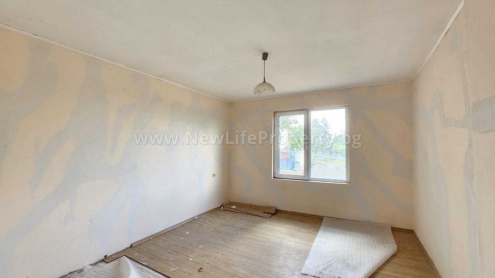 Продава се Къща в с. Дюлево, Област Бургас - 70 кв.м за 786 €/кв.м - Снимка #9