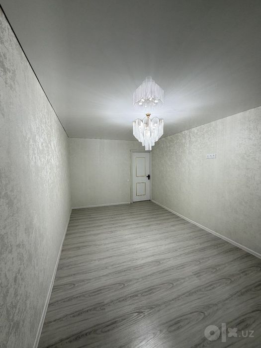 ПРОДАЕТСЯ  3 комнатная квартира