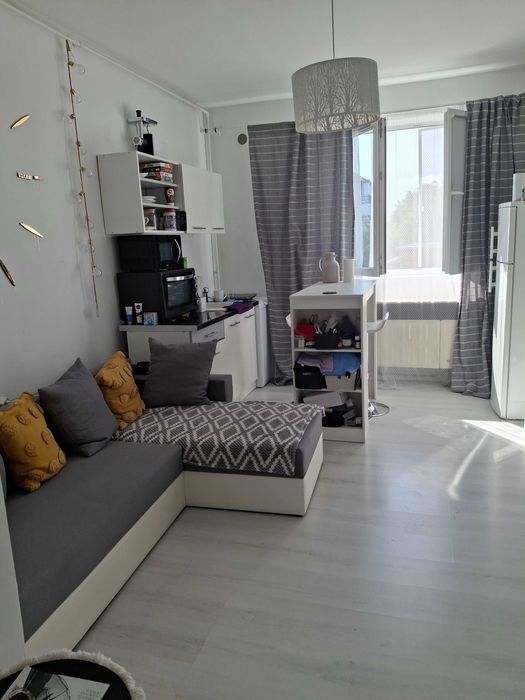 Vand garsonieră de 20mp la pretul de 35000€ negociabil.