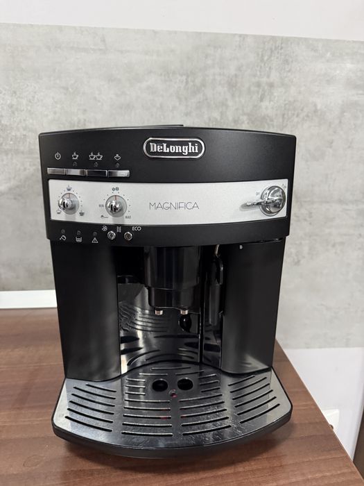 Espressor expresir expresoare Delonghi Magnifica Garantie 6 luni