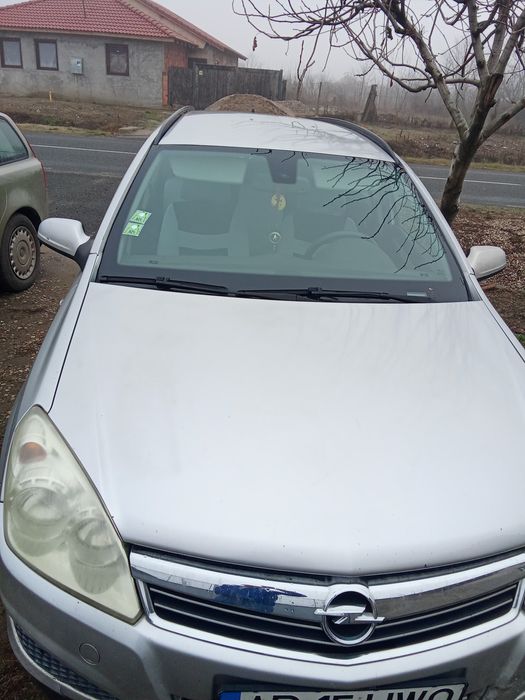 Opel Astra 1,6 benzina,2007 euro 4