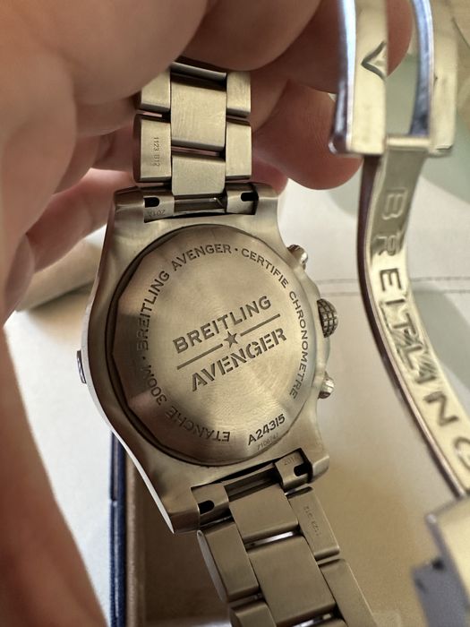 Breitling Avenger GMT 45 в ГАРАНЦИЯ