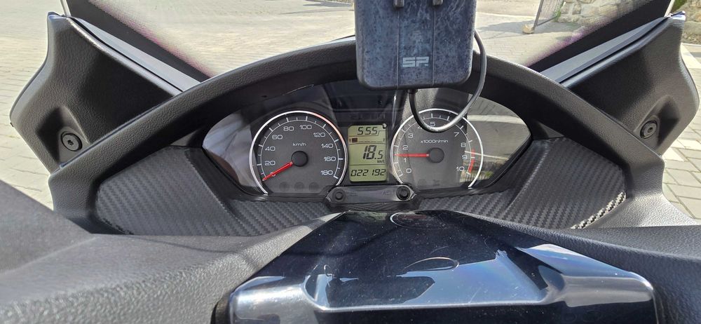 Suzuki Burgman 400cm An 12/2020