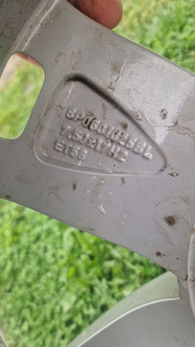 Jante originale Audi, anvelope MS Bridgestone fulg 235 65 17,275 60 20