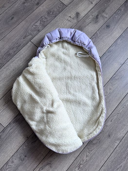 Продам комбинезон весенний