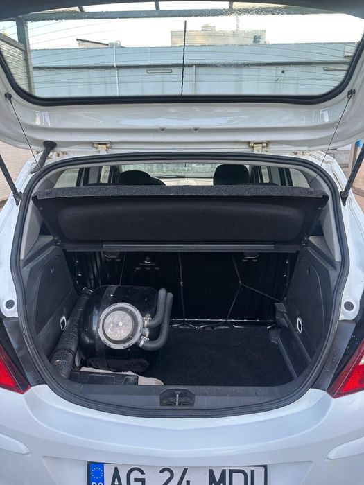 Vând opel corsa 2014 1.0 benzina si GPL