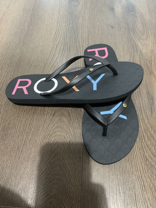 Slapi Roxi marimea 38 de dama