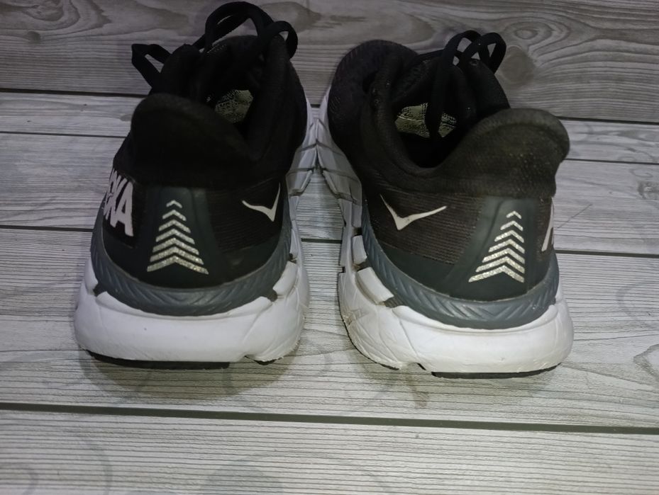Hoka Clifton 7 N 37