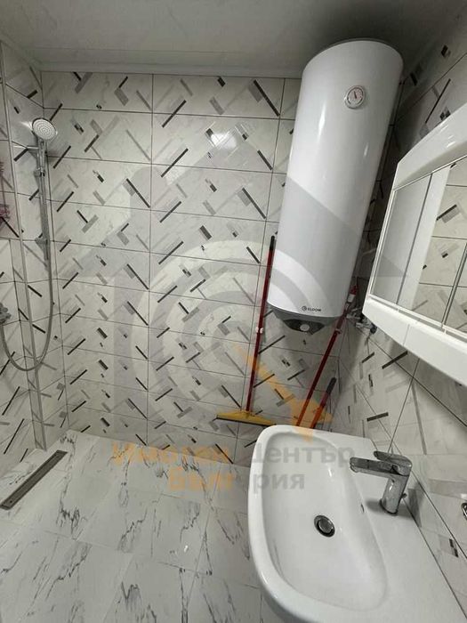 Продава се Тристаен апартамент в София, Малинова долина - 87 кв.м за 2345 €/кв.м - Снимка #5