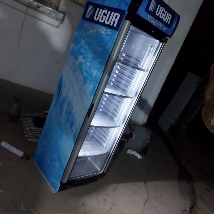 Xolodilnik sotiladi Ugur zavodskoy