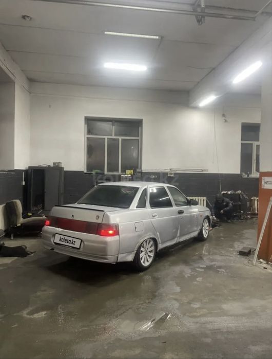 продам ваз 2110