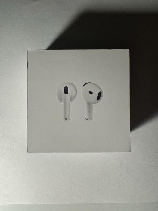 AirPods 4 (без ANC), новые, оригинал
