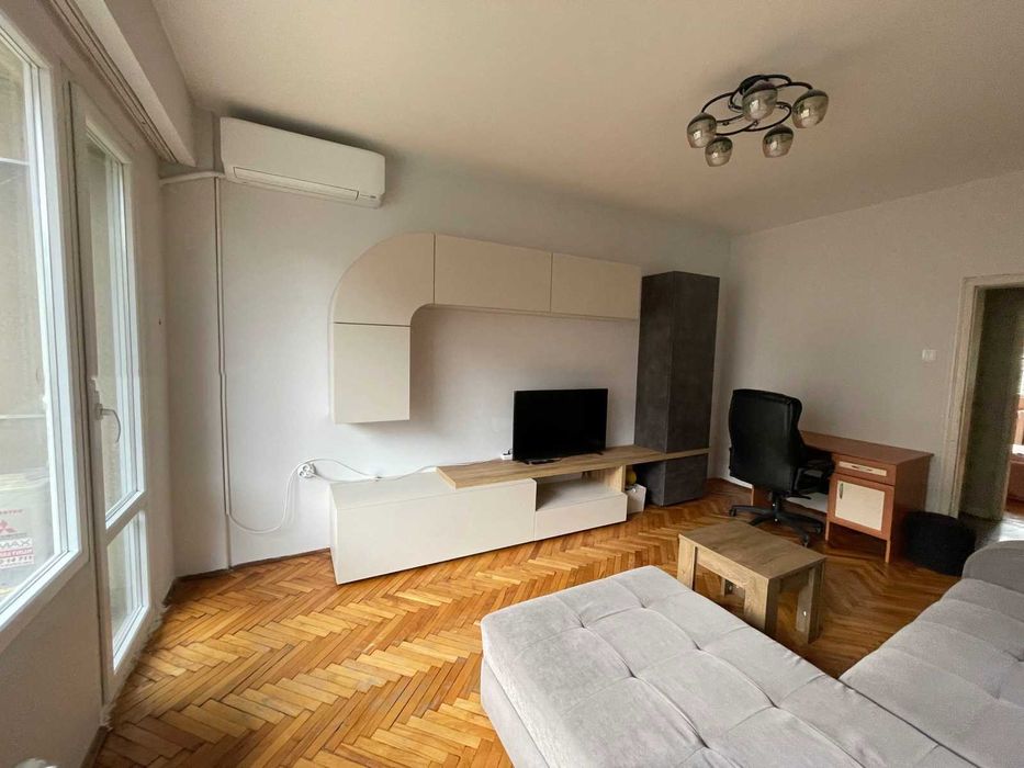 Дава се под наем Двустаен апартамент в София, Дружба 1 - 58 кв.м за 509.49 € - Снимка #1