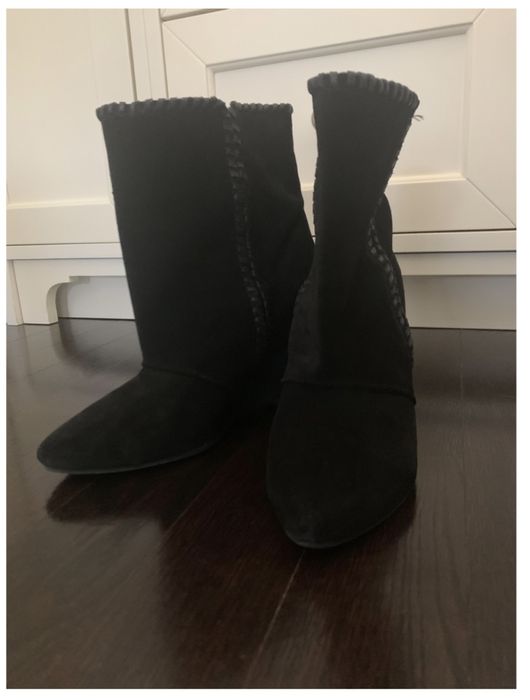 Botine piele întoarsă