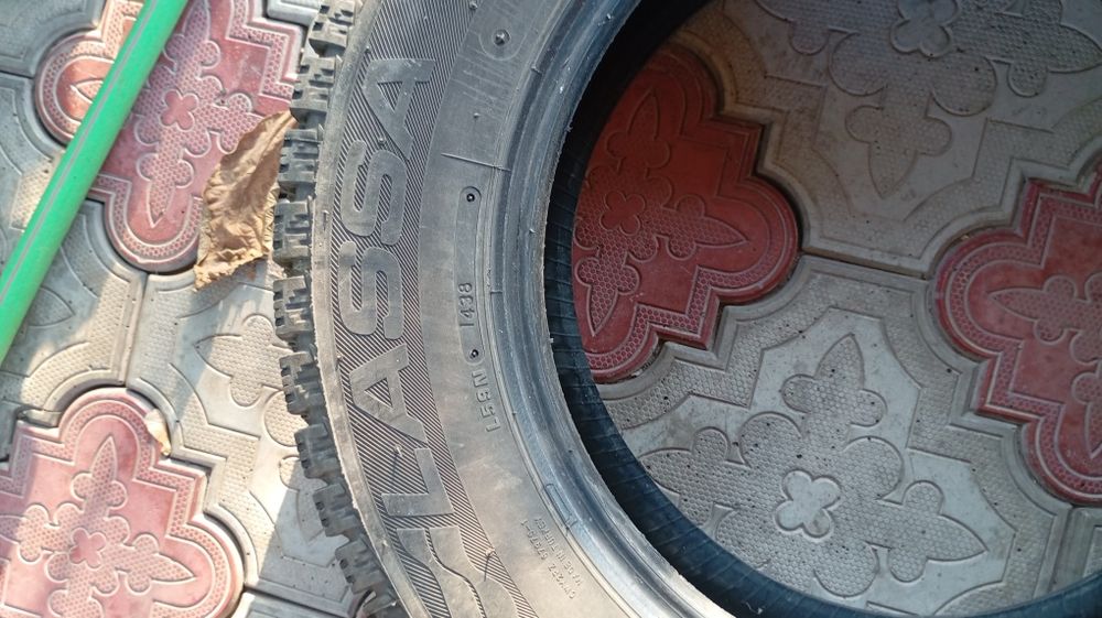 Продам 4 б/у шины 195/65 R15