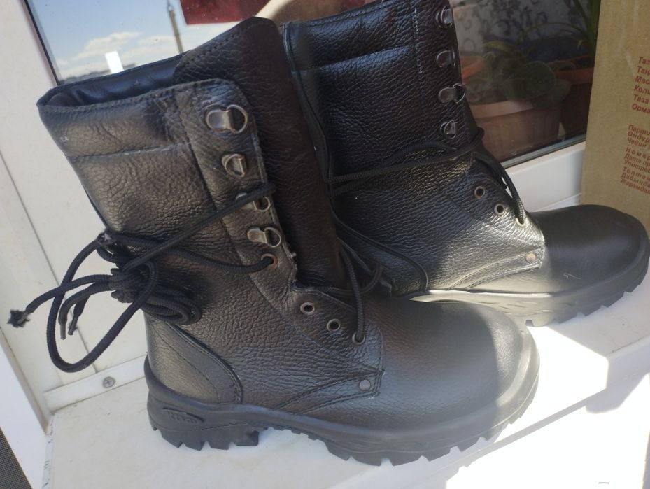 Продам Зимние берцы