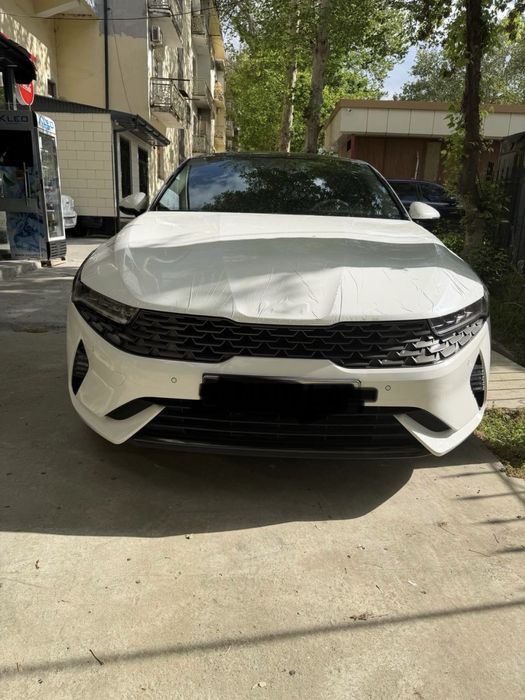 Kia k 5 2022 yili oq.