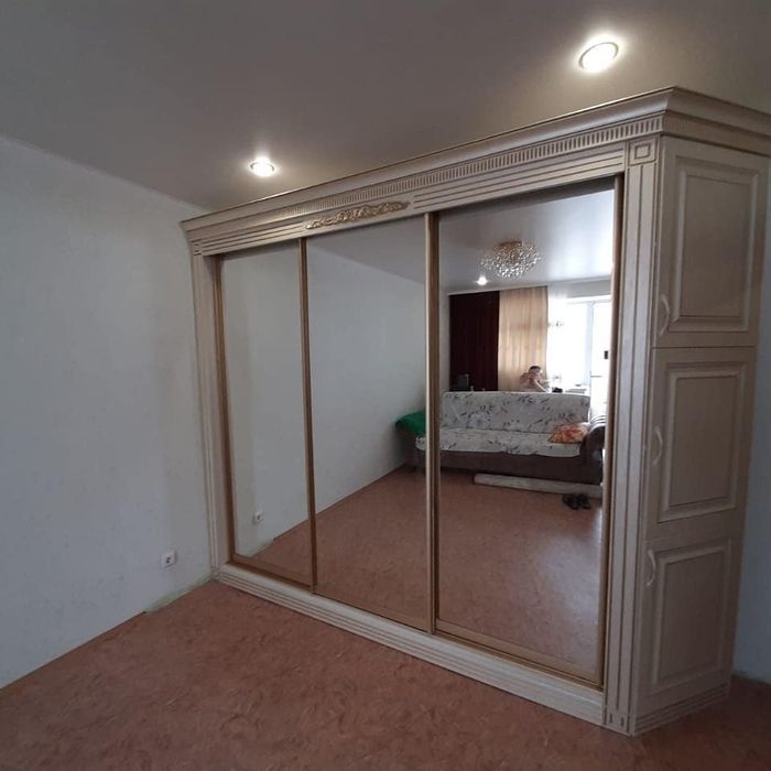 Продам шкаф купе