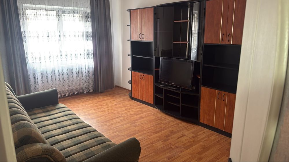 Inchiriez apartament cu 2 camere, cartier Brosteni