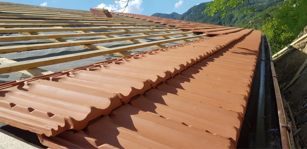 acoperisuri montaj reparatii de urgenta