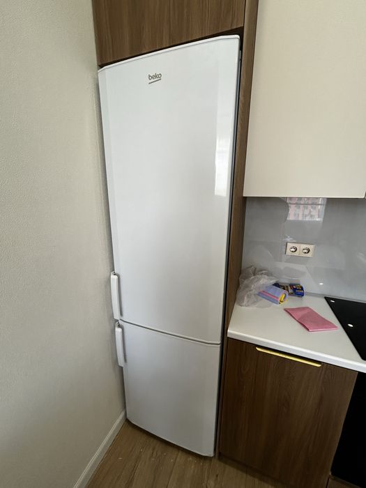 Продам холодильник Beko