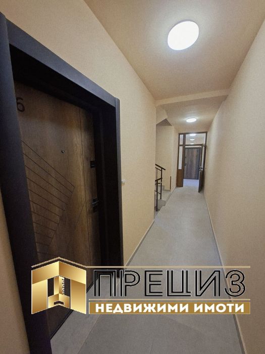Продава тристаен апартамент - снимка 12