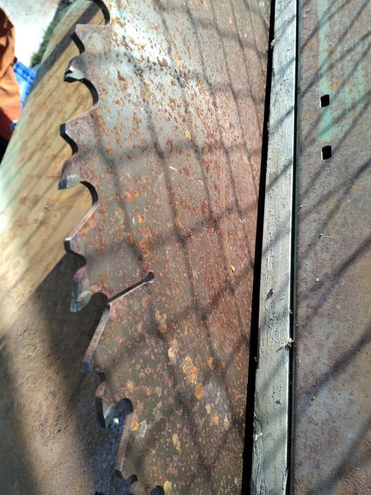 Circular cu masa 2 in 1